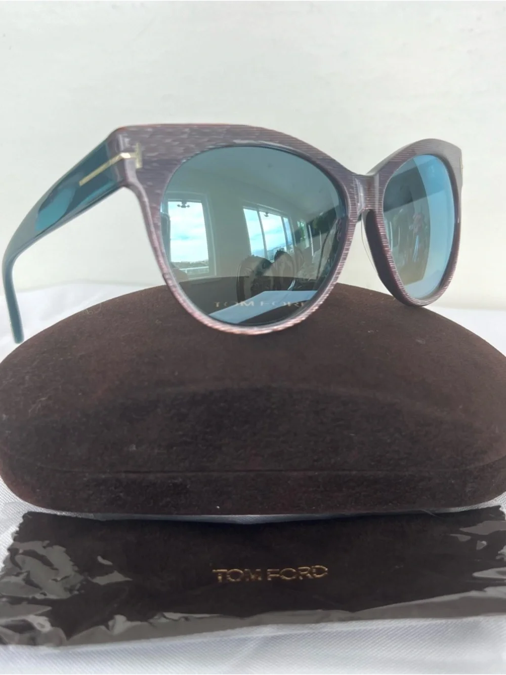 TOM FORD Italy TF330 89X SASKIA Gray Tinted Lenses Pink Purple Frame Sunglasses
